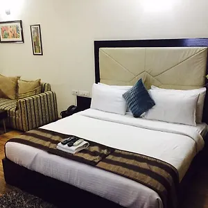 https://amazone-holidays.top-gurgaonhotels.com